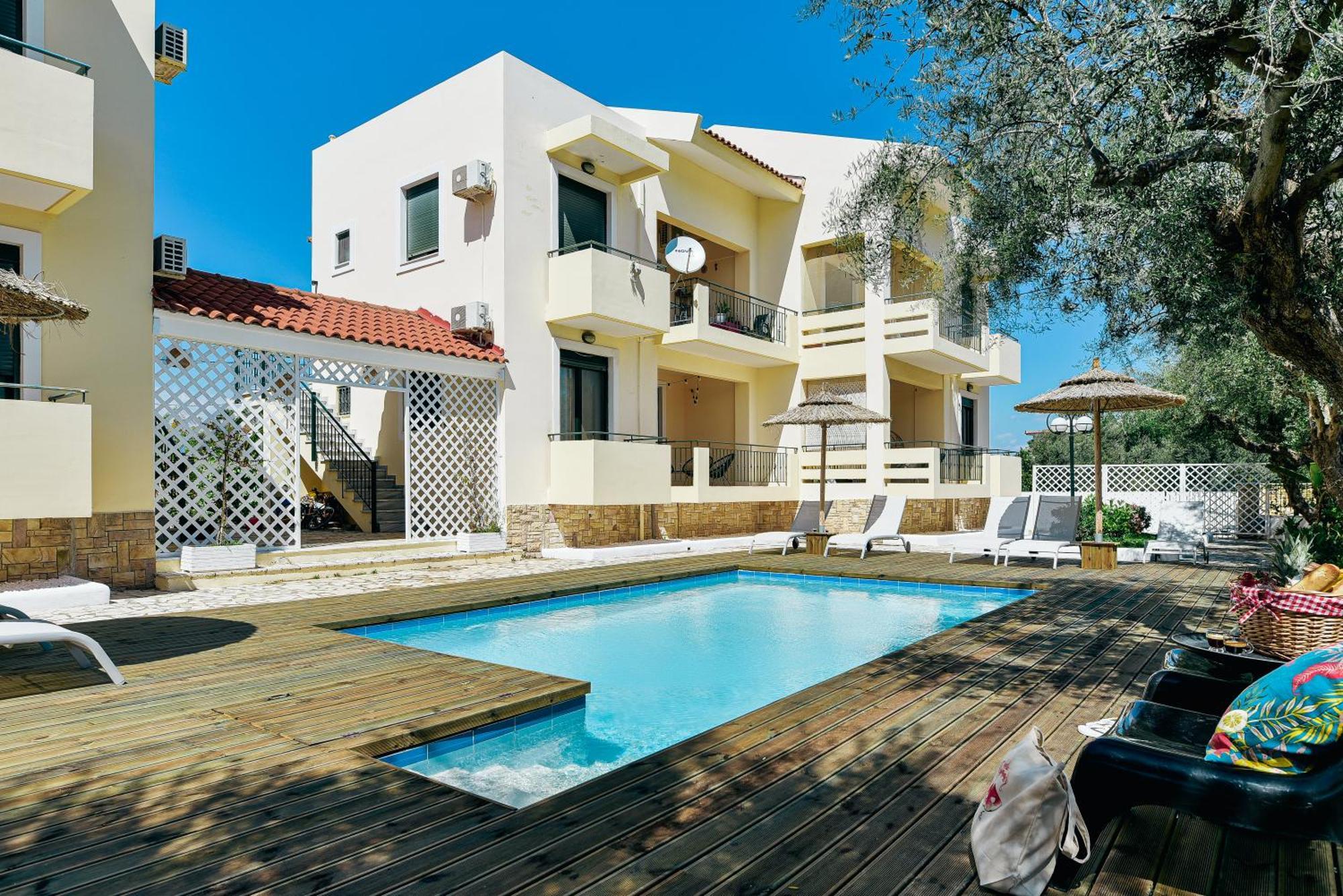 Oliva Holiday Homes Dhiyellótika Exterior foto